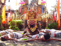 barong and keris dance